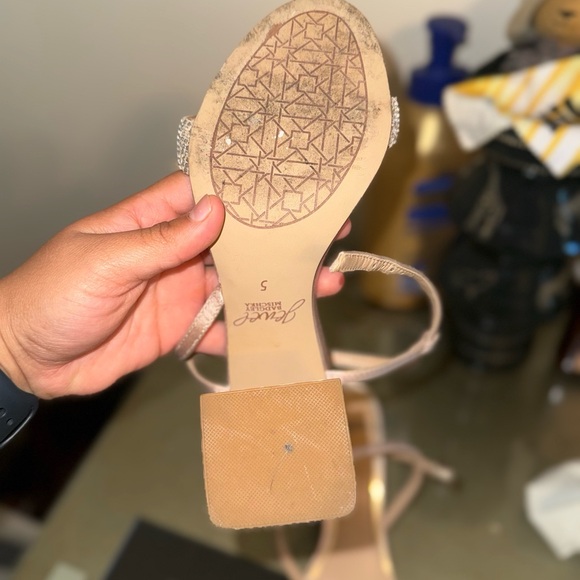 Jessica Simpson Beige Strappy Heels - Picture 2 of 3